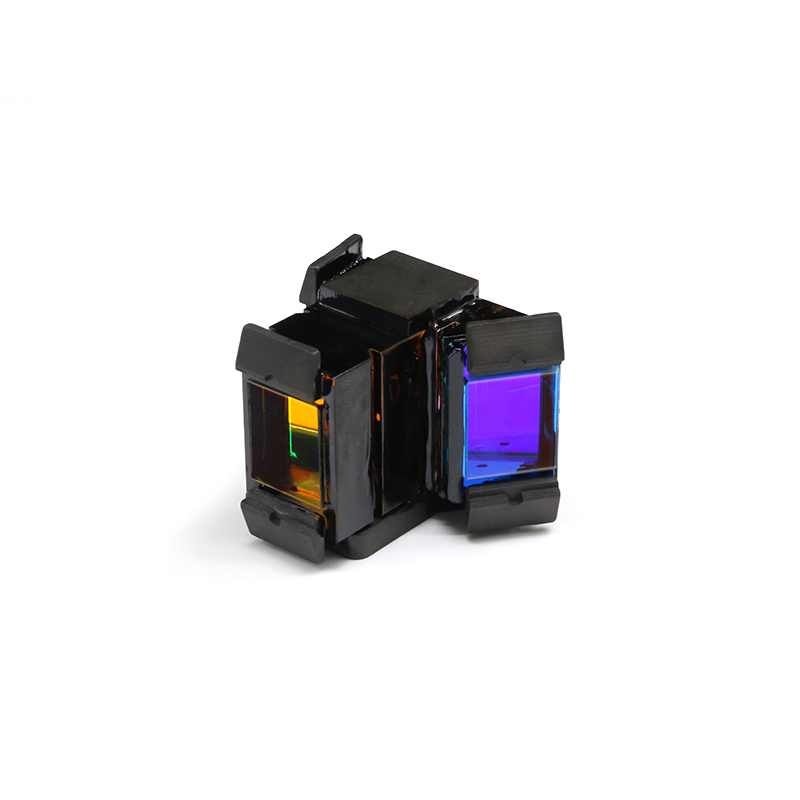 Onderzoek naar RGB-prisma's voor industri&euml;le toepassingen