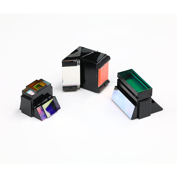 RGB-prisma's versus traditionele optica: een duidelijk voordeel